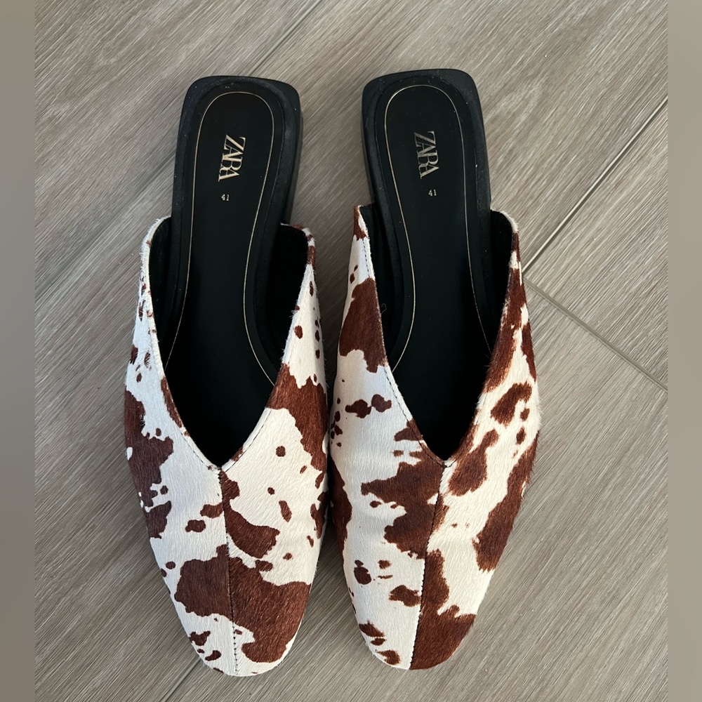 Zara cowprint mules